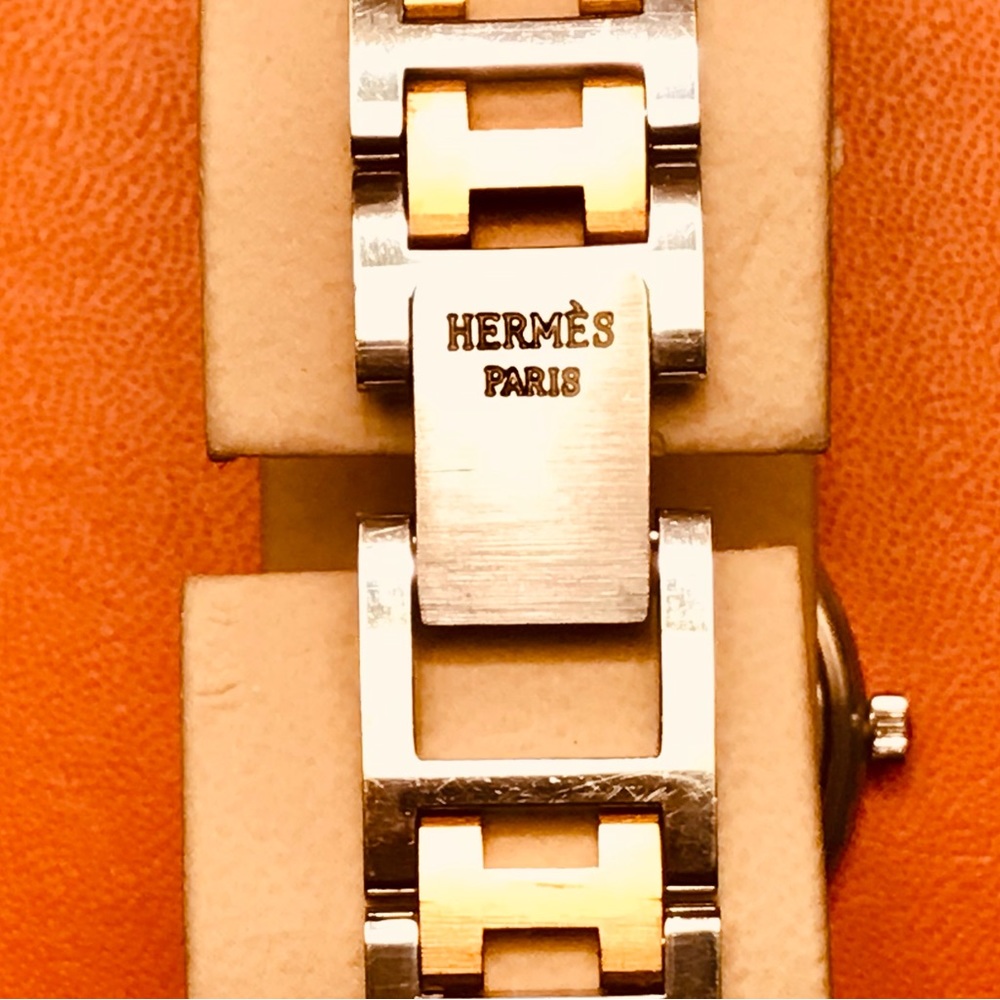 🛑SOLD🛑 ⏰⏱🕰Authentic Hermes Two Tone Clipper Watch - Picture 16 of 16